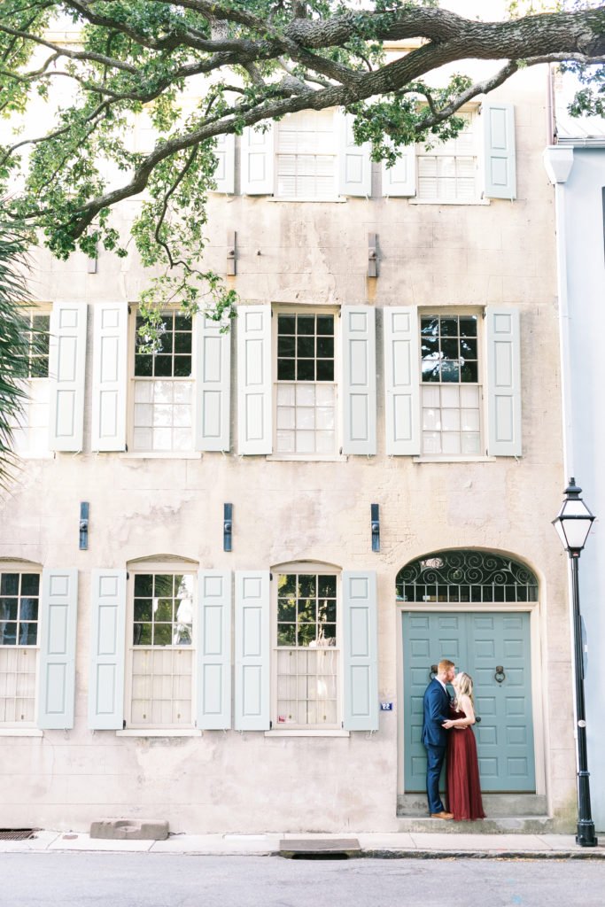 Iconic Charleston engagement session photos
