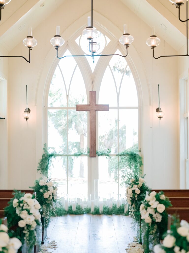 All-white wedding ceremony design at Montage Palmetto Bluff